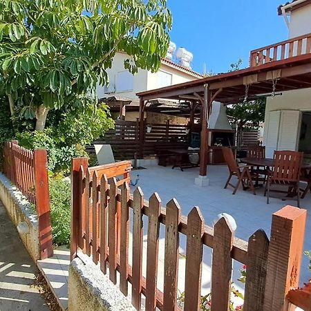 Ferienwohnung Relaxing Seaside Manors Larnaka Exterior foto