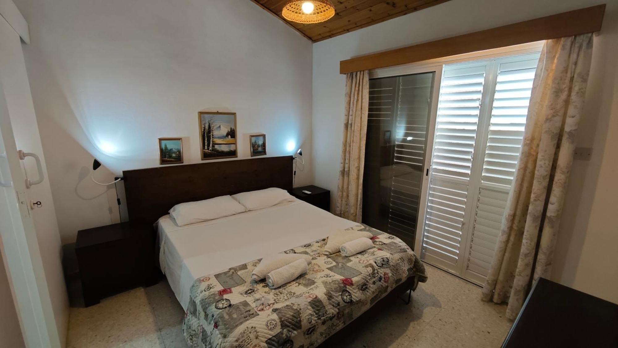 Ferienwohnung Relaxing Seaside Manors Larnaka Exterior foto